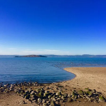 Homestay Waterfront Park Homestay Edinburgh