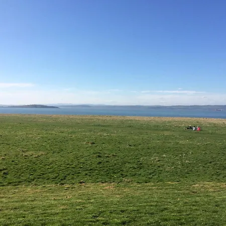 Homestay Waterfront Park Homestay Edinburgh