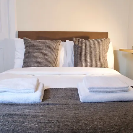Apartament 3 Bedroom Accommodates 8 *