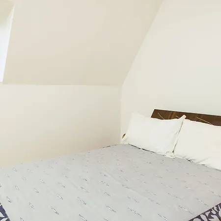 Unique Apartment *