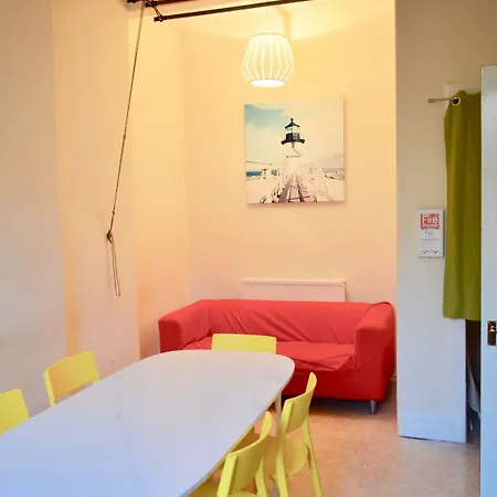 アパート 3 Bedroom Bruntsfield Flat *