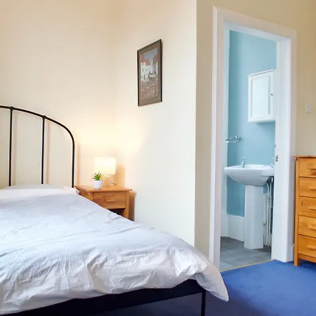 2 Bedroom Flat In Stockton Lägenhet