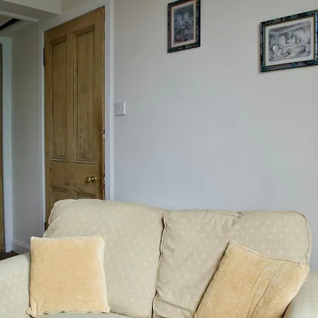 Апартаменты One Bedroom Flat In *