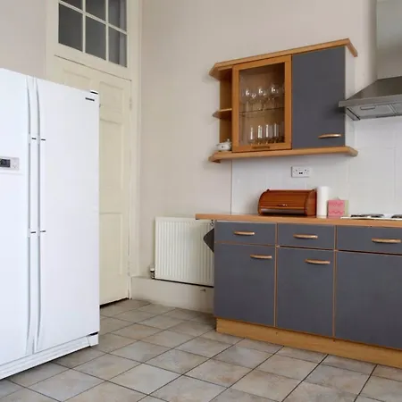 Апартаменты 3 Bedroom Flat In Centre