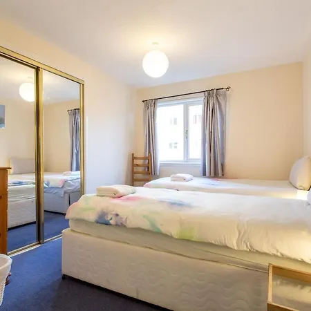 Central & Stylish 3 Bedroom, 2 Bath, Free Parking