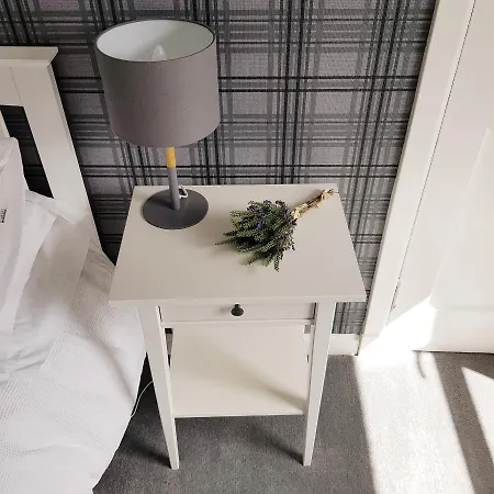 Apartment Bespoke Tours Scotland @ Morrison Street Edinburgh