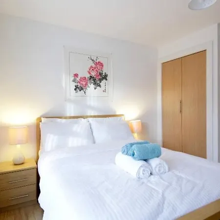 Comfy Flat Handy For City Centre *