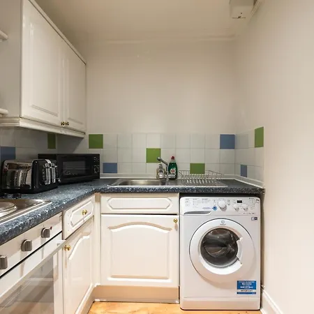 Duke St Apartment *