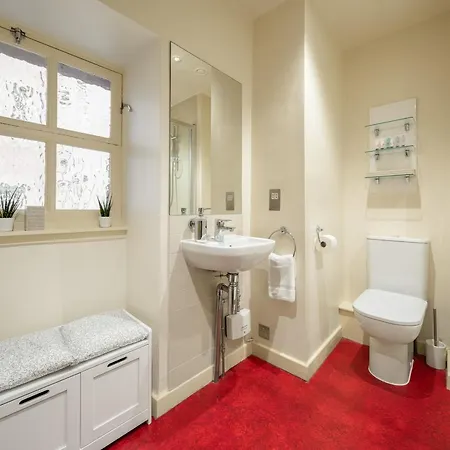 Apartment The King's Chamber Stunning Apartment, Royal Mile Close To Castle