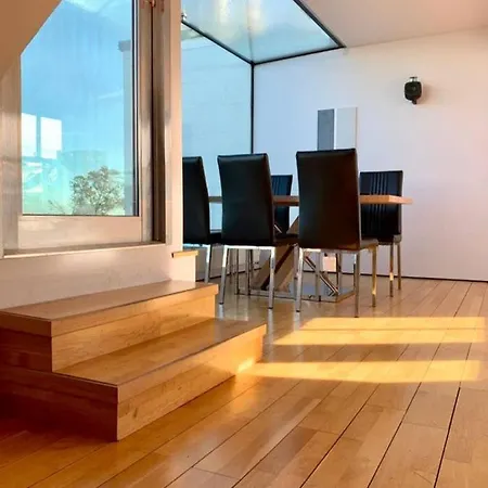 Apartment Incredible Penthouse With Roof Terrace *