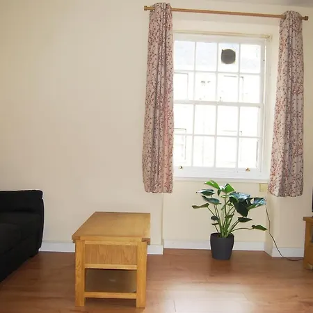 Apartment Central Apartment, Close To University And Top Attractions