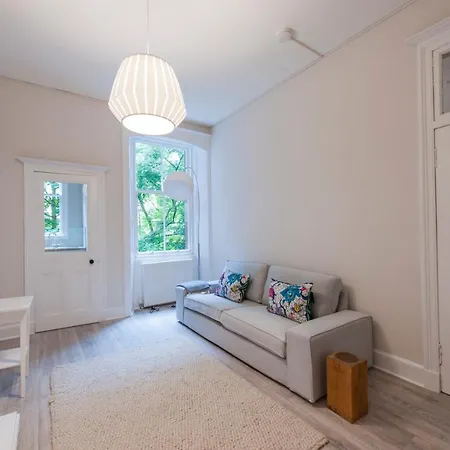 Arden Street Apartment