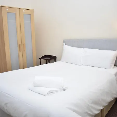 Spacious 2br Flat 10 Minutes From Princes Street 公寓