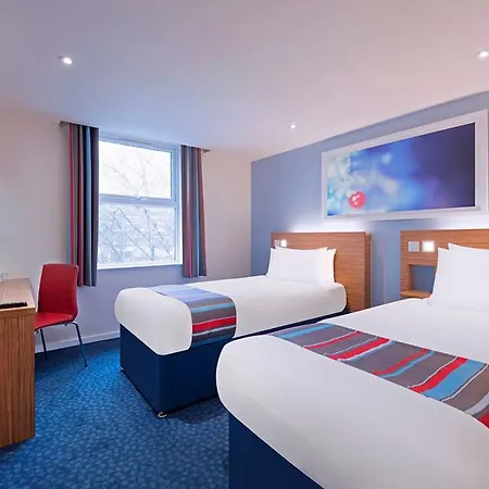 ホテル Travelodge Cameron Toll エディンバラ