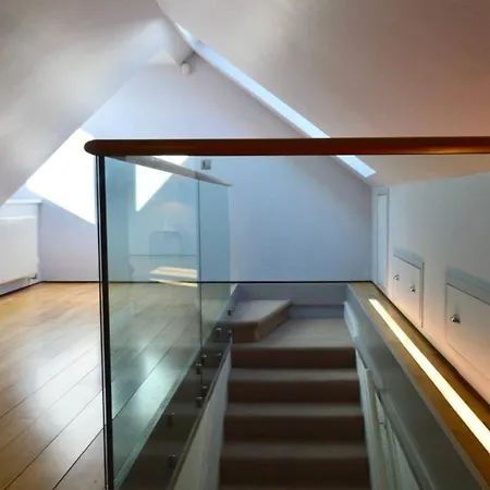Incredible Penthouse With Roof Terrace * Edinburgh
