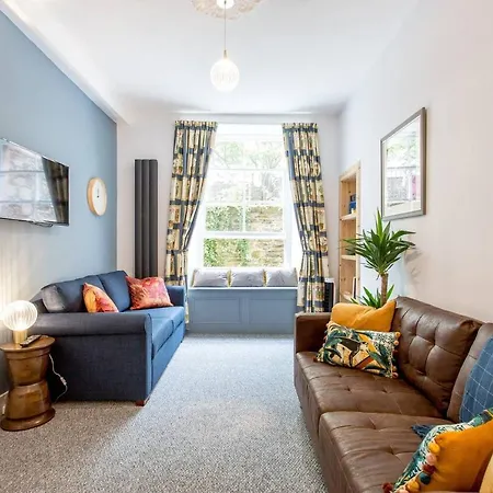 Grassmarket Jewel * Эдинбург