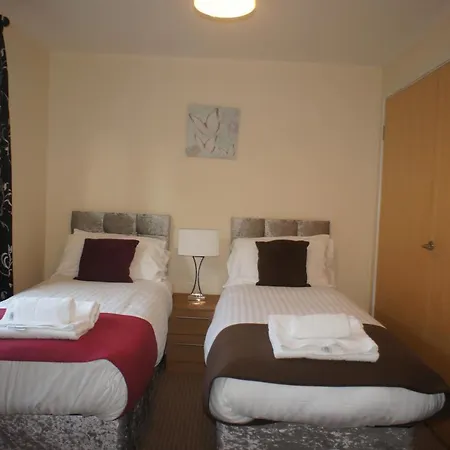 Tudsbery House Near Edinburgh Royal Infirmary - Elforma - Tudsbery House Apartment Millerhill
