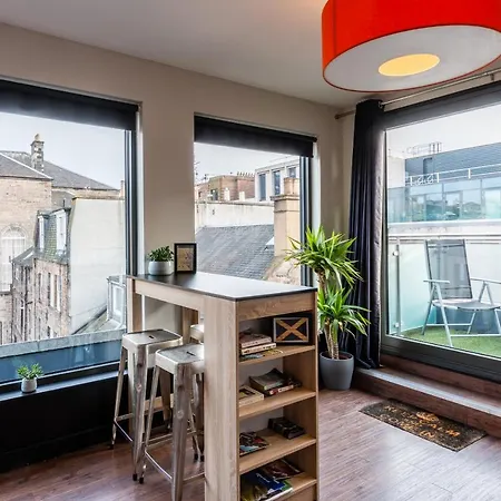 Code - The Loft, Hostel *