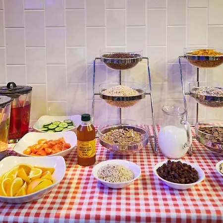 بيت شباب St Christopher's - Old Town *