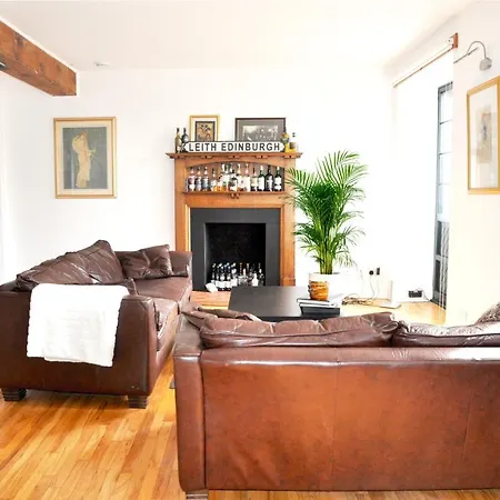100m² Loft, Fabulous Leith Shore Area For Up To 6