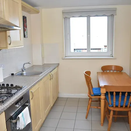 Bright 2br With Lift 10 Mins To Princes Street Edinburgh