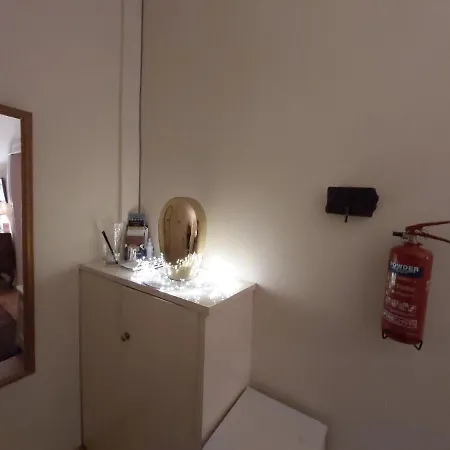 Appartamento Large Homely Stylish Very Central *