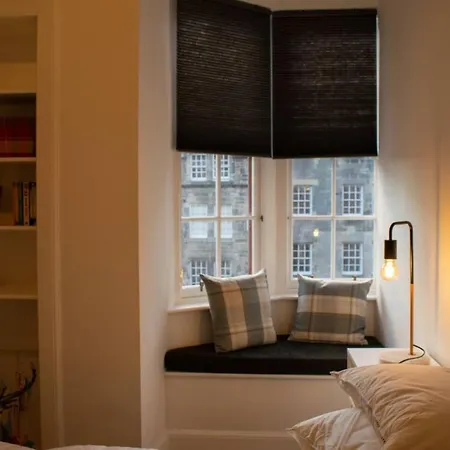 Authentic Homely 1 Bedroom On The Royal Mile Edynburg