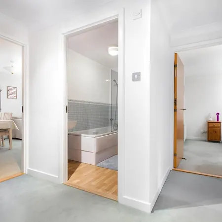 Powderhall Rigg, Canonmills Apartament