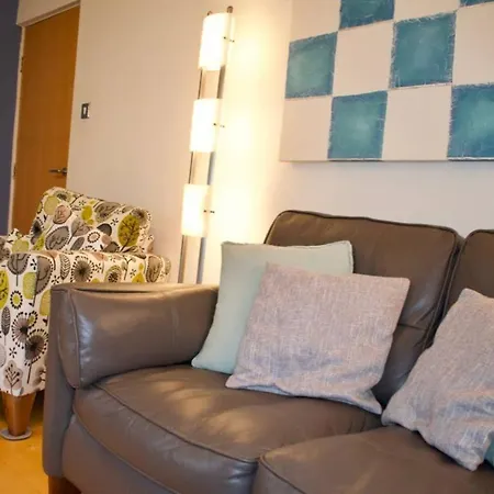 Luxurious Bright Family Flat In The City Centre Apartment