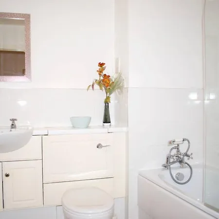 Luxurious Bright Family Flat In The City Centre