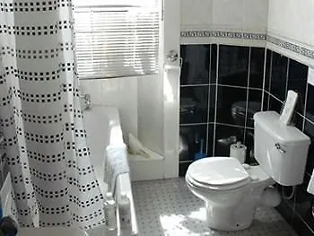 Strathallan מלון 3*