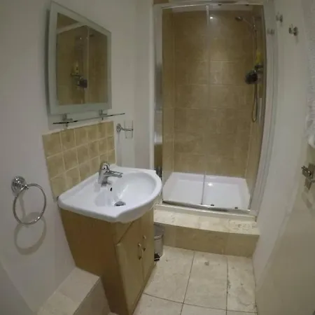Apartamento Incredibly Central 2 Bed