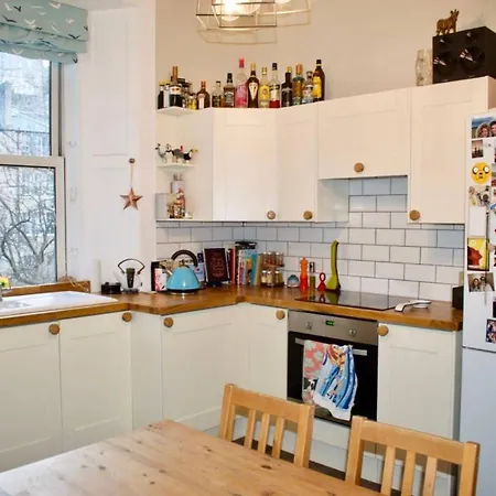 Appartement Bright 2 Bed With Views Of Castle Édimbourg