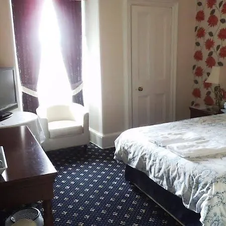 Alexander Guest house