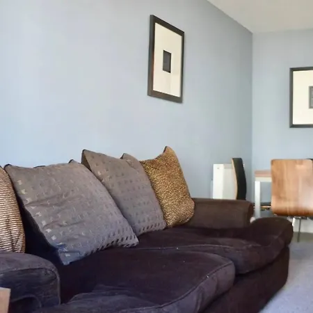 Apartament Modern 2br City Centre Edynburg