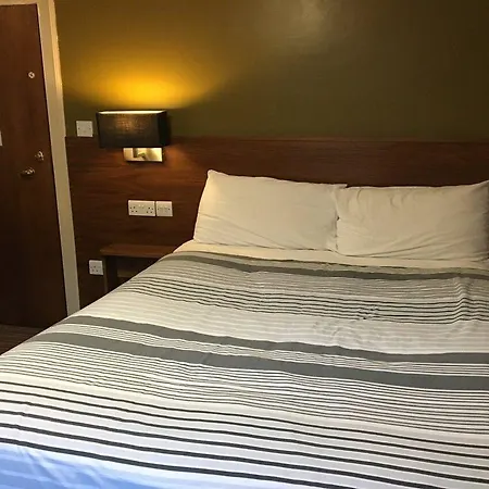 Πανσιόν Adelphi