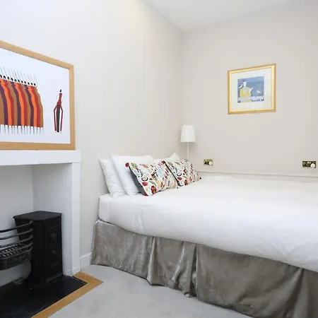 Entire 4 Storey 19th Century Townhouse Nr City Centre * Edinburgh