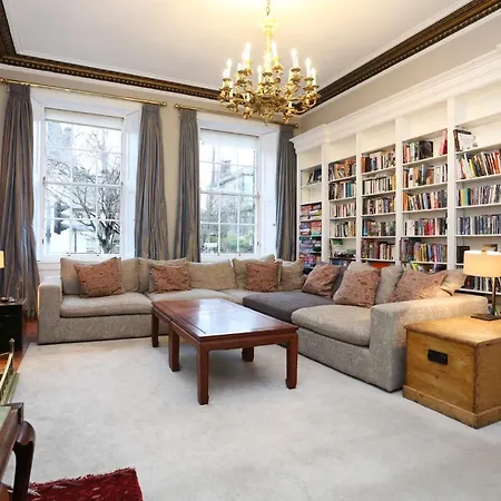 Villa Entire 4 Storey 19th Century Townhouse Nr City Centre *