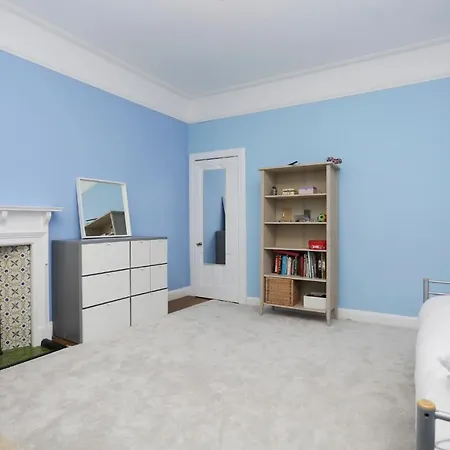 Entire 4 Storey 19th Century Townhouse Nr City Centre Villa