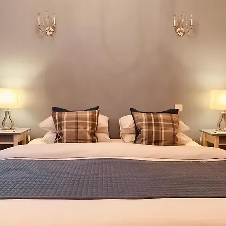 The Royal Mile By Reserve Apartment *