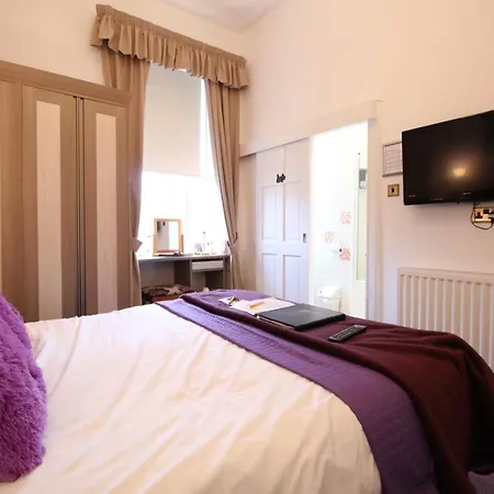 Bonnie's Bed & Breakfast 4*