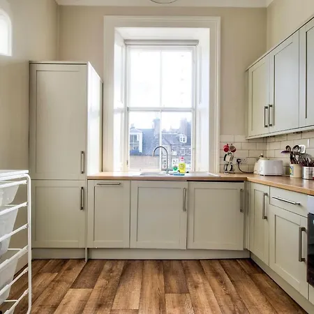3br Victorian Flat In Central By Guestready * 爱丁堡