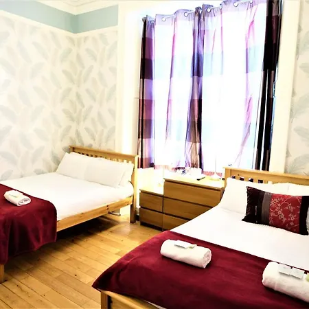 Guest house Balmore