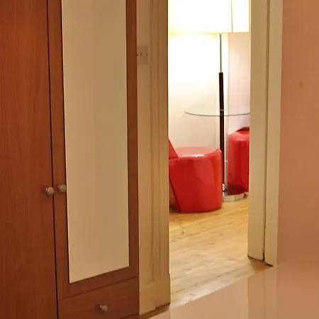 Apartment 23 Hillside Street Edinburgh