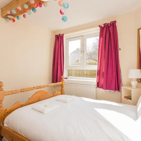 Charming 3 Bed Flat In For 6 People Apartment *