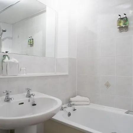 Apart Otel Fountain Court - Grove