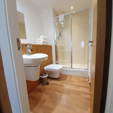 Grand Harbour Apartment