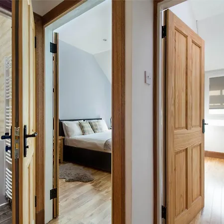 Castle Vista, Grassmarket