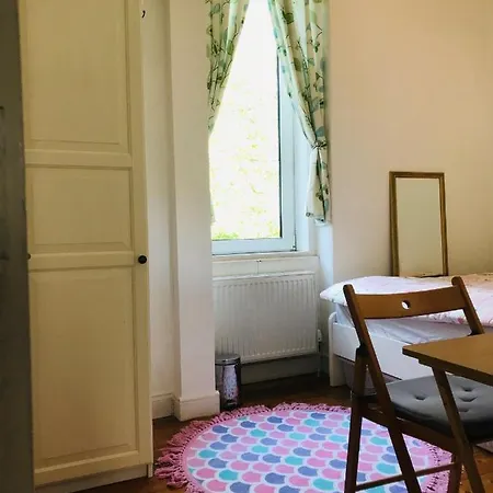 Апартаменты Centre Escape With Private Garden