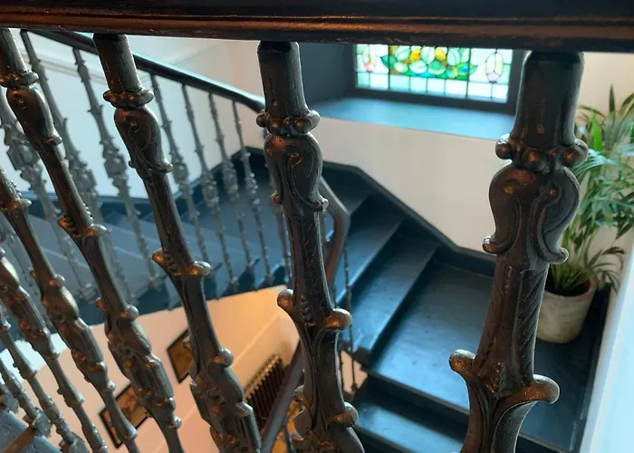 梅菲尔德23号酒店